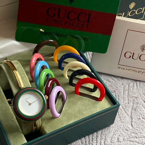 Gucci bangle watch - Picture 1 of 7